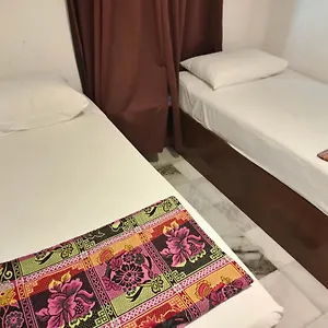 Hotel Oyo 90273 Mz
